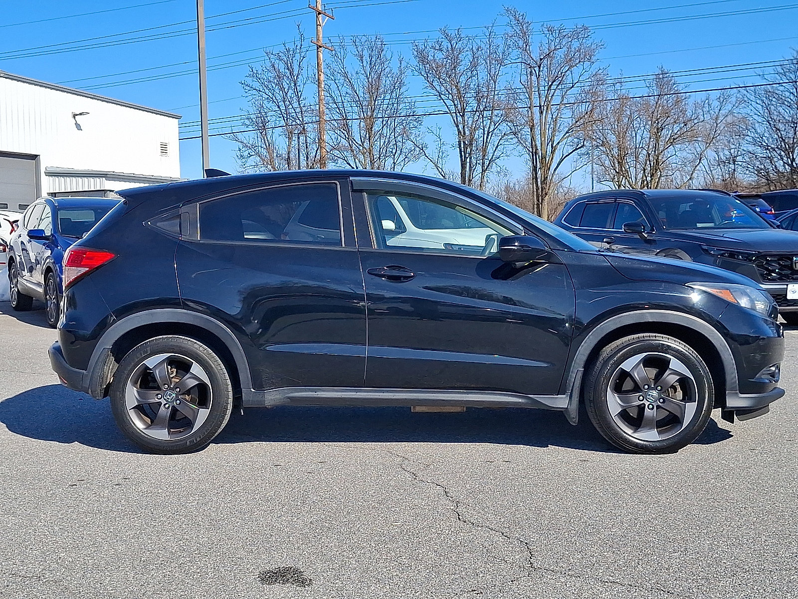 Used 2018 Honda HR-V EX image 7