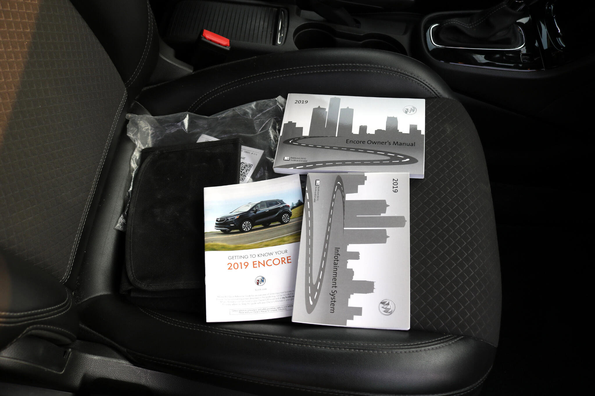 Used 2019 Buick Encore Preferred w/ Safety Package image 45