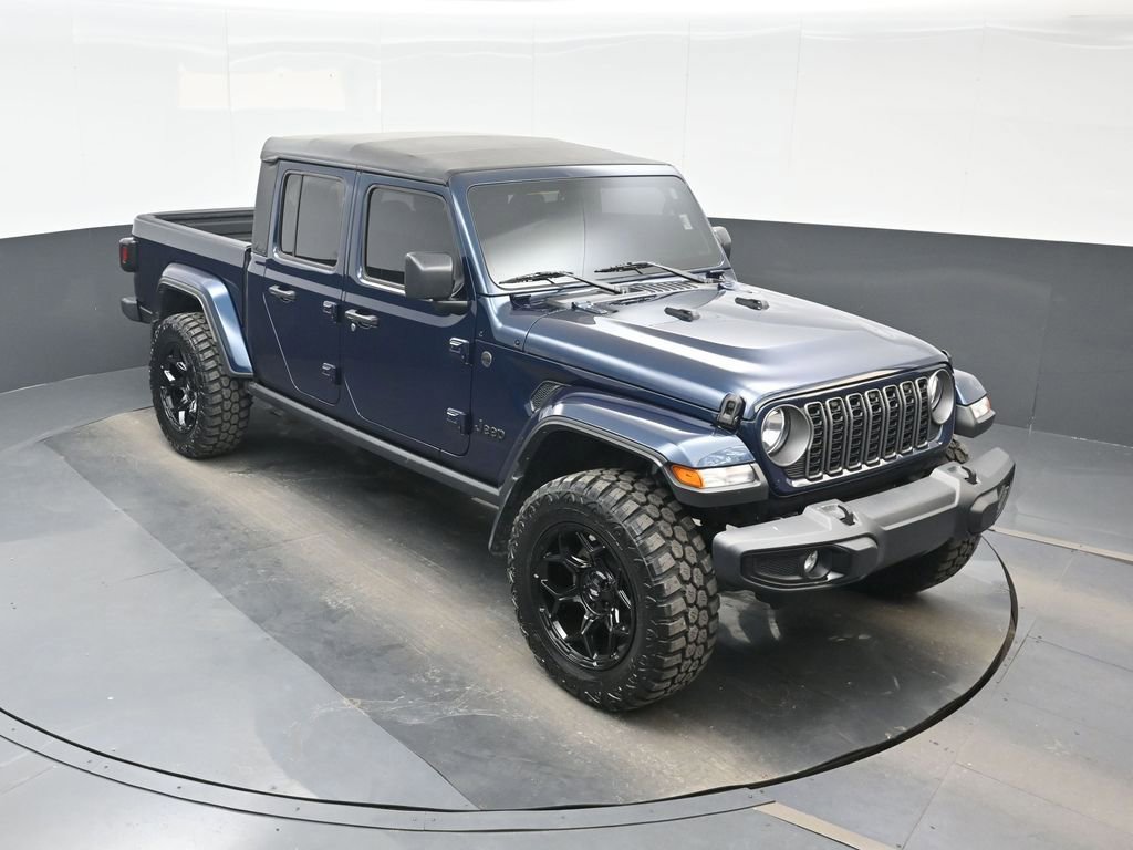 Used 2025 Jeep Gladiator Sport AWD/4WD image 24