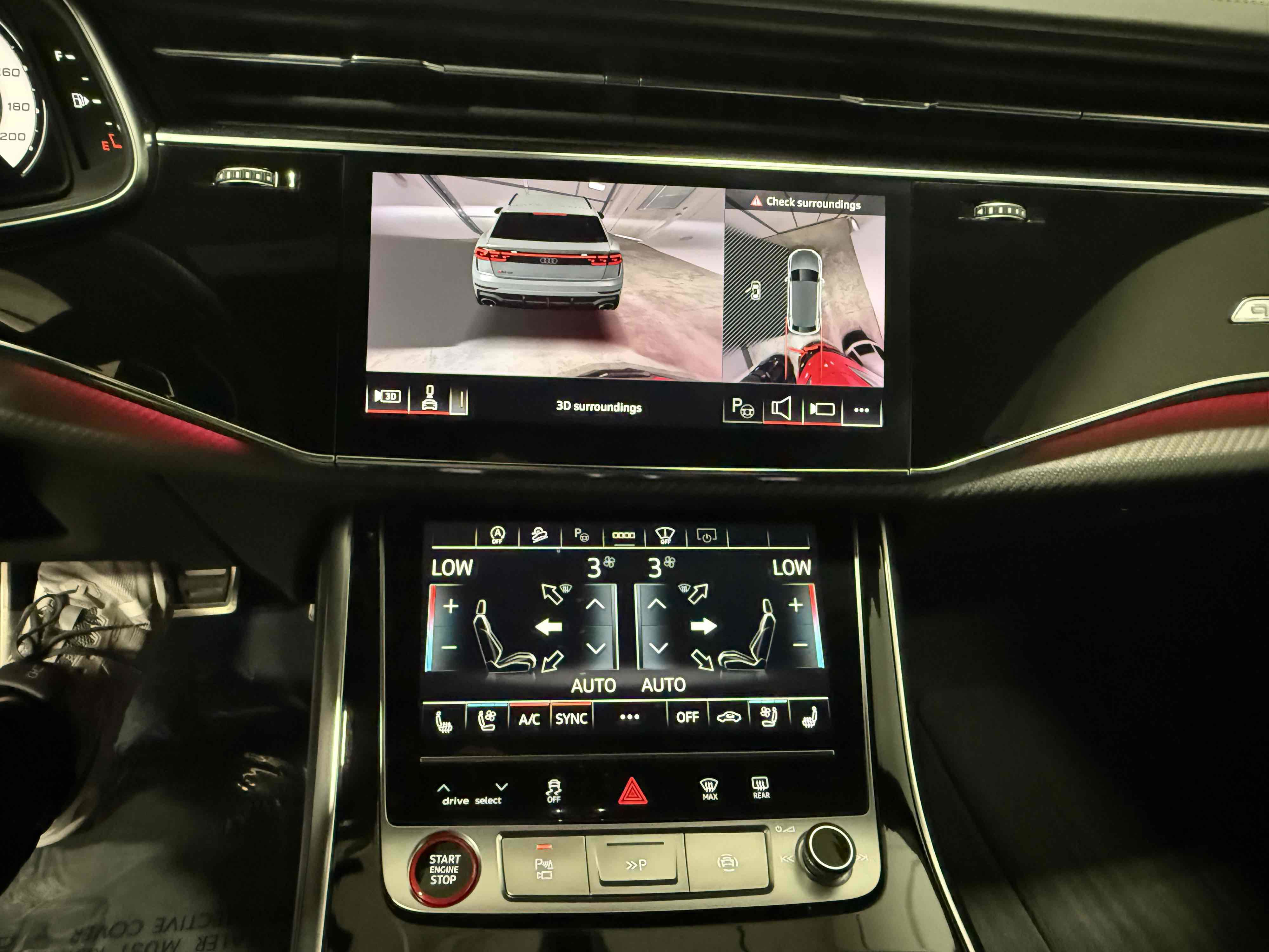 Used 2025 Audi RS Q8 performance image 34