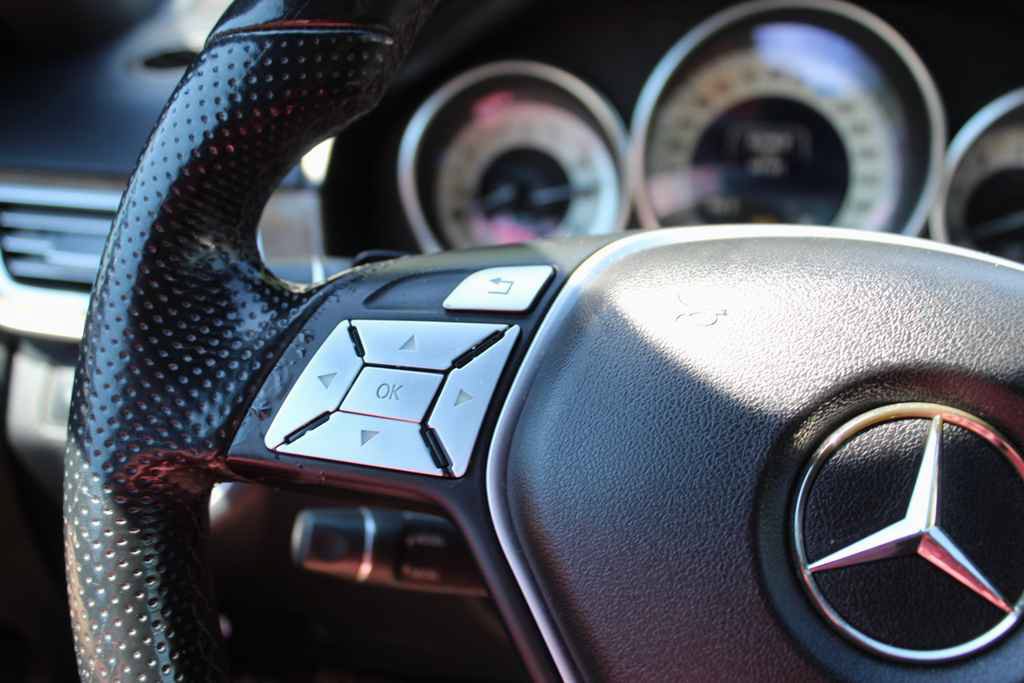 Used 2014 Mercedes-Benz E 350 Sedan w/ Premium 1 Package image 15