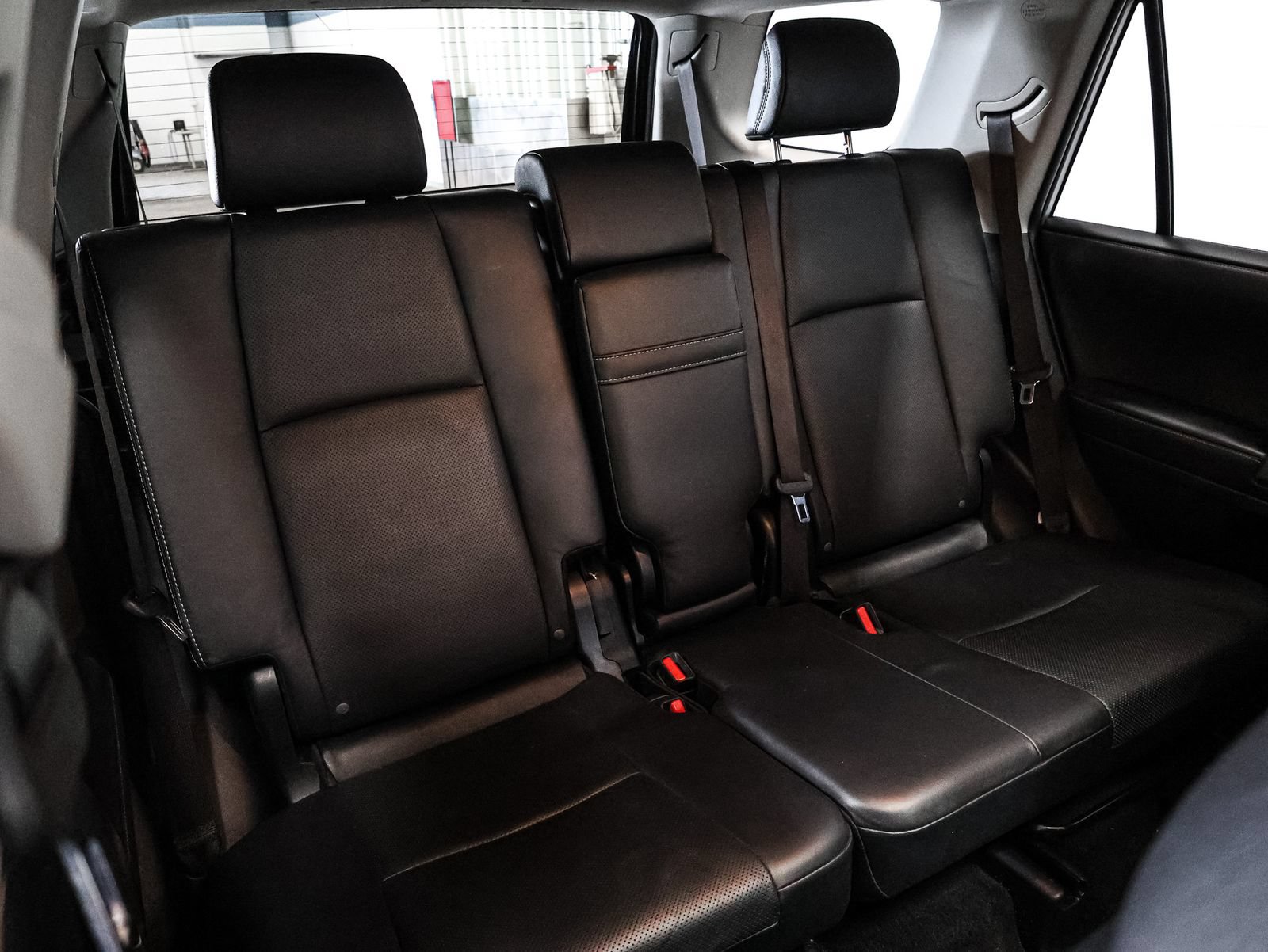 Used 2024 Toyota 4Runner Limited AWD/4WD image 23