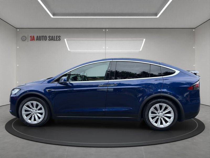Used 2020 Tesla Model X Long Range image 2