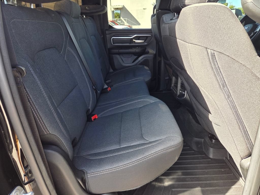 Used 2022 RAM 1500 Big Horn AWD/4WD image 16