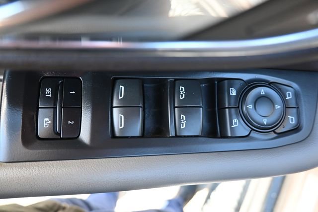 Used 2021 Chevrolet Tahoe Z71 w/ Z71 Signature Package image 11