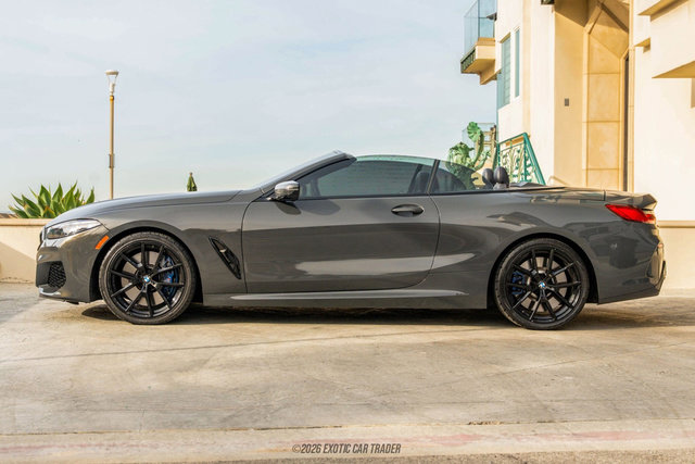 Used 2019 BMW M850i xDrive Convertible image 3