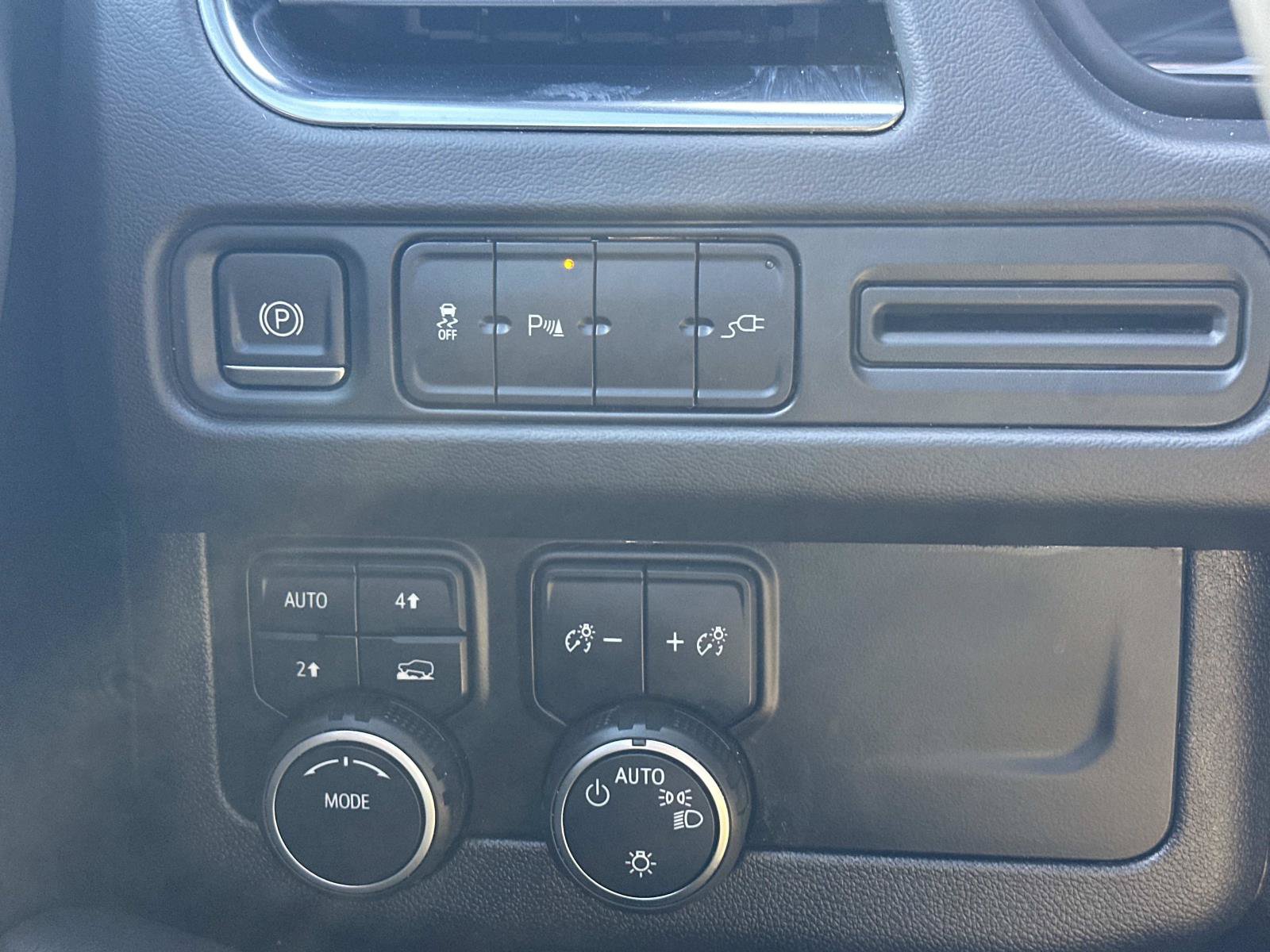 Certified 2021 Chevrolet Tahoe LT AWD/4WD image 26