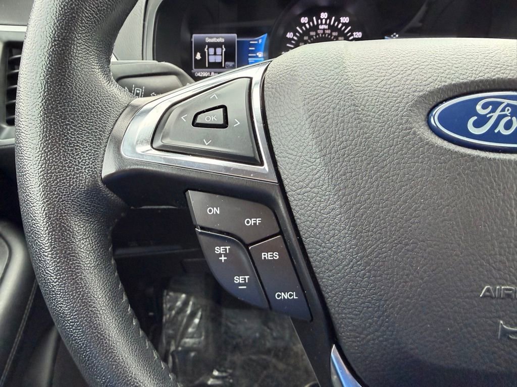 Used 2022 Ford Edge SEL image 5