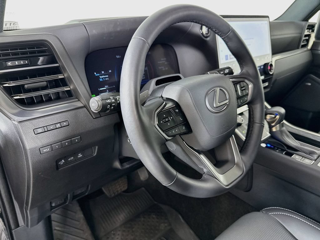 Certified 2024 Lexus GX 550 w/ Accessory Package (Z1) AWD/4WD image 9