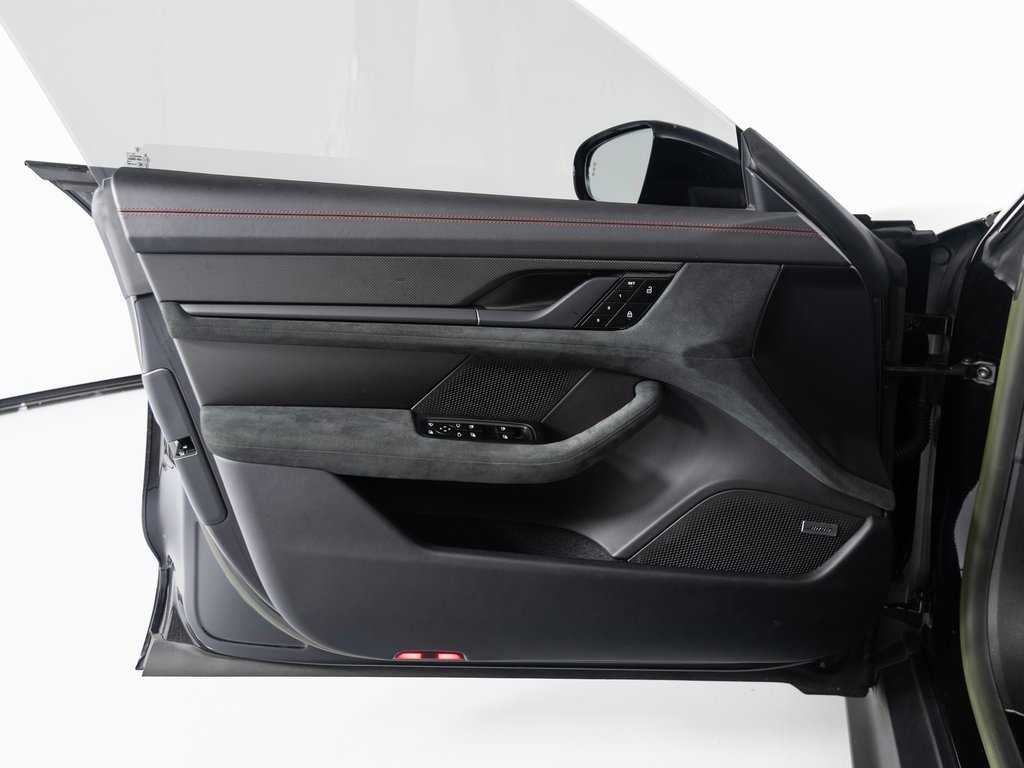 Certified 2023 Porsche Taycan GTS image 12