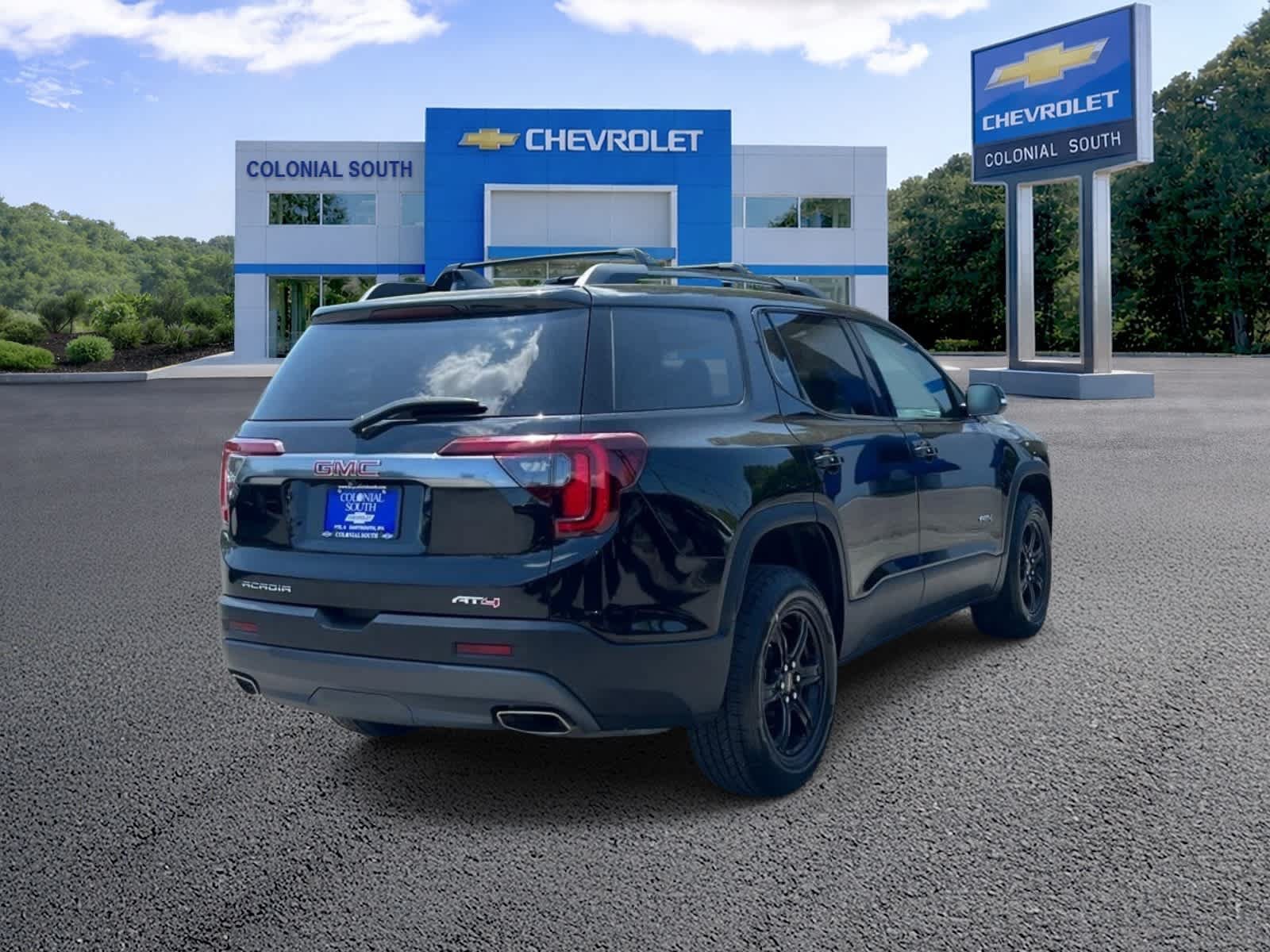 Certified 2023 GMC Acadia AT4 w/ Technology Package AWD/4WD image 6