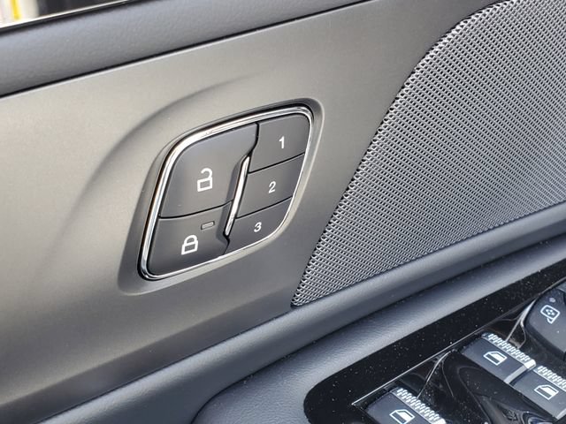 Used 2024 Lincoln Nautilus Premier w/ Equipment Group 102A AWD/4WD image 11