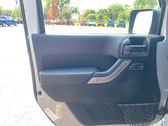Used 2014 Jeep Wrangler Sport w/ Quick Order Package 24S AWD/4WD image 16