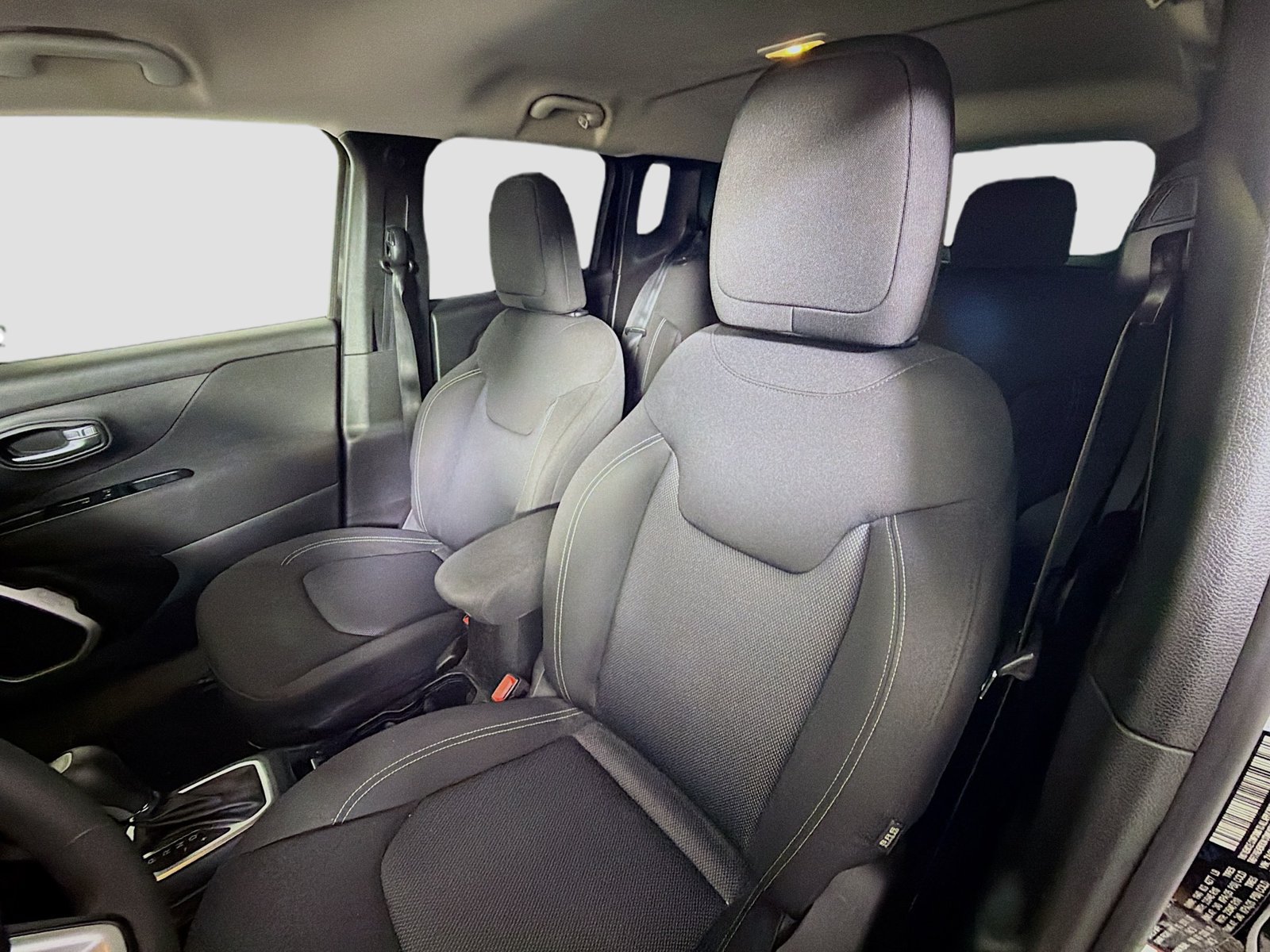 Used 2020 Jeep Renegade Sport FWD image 13