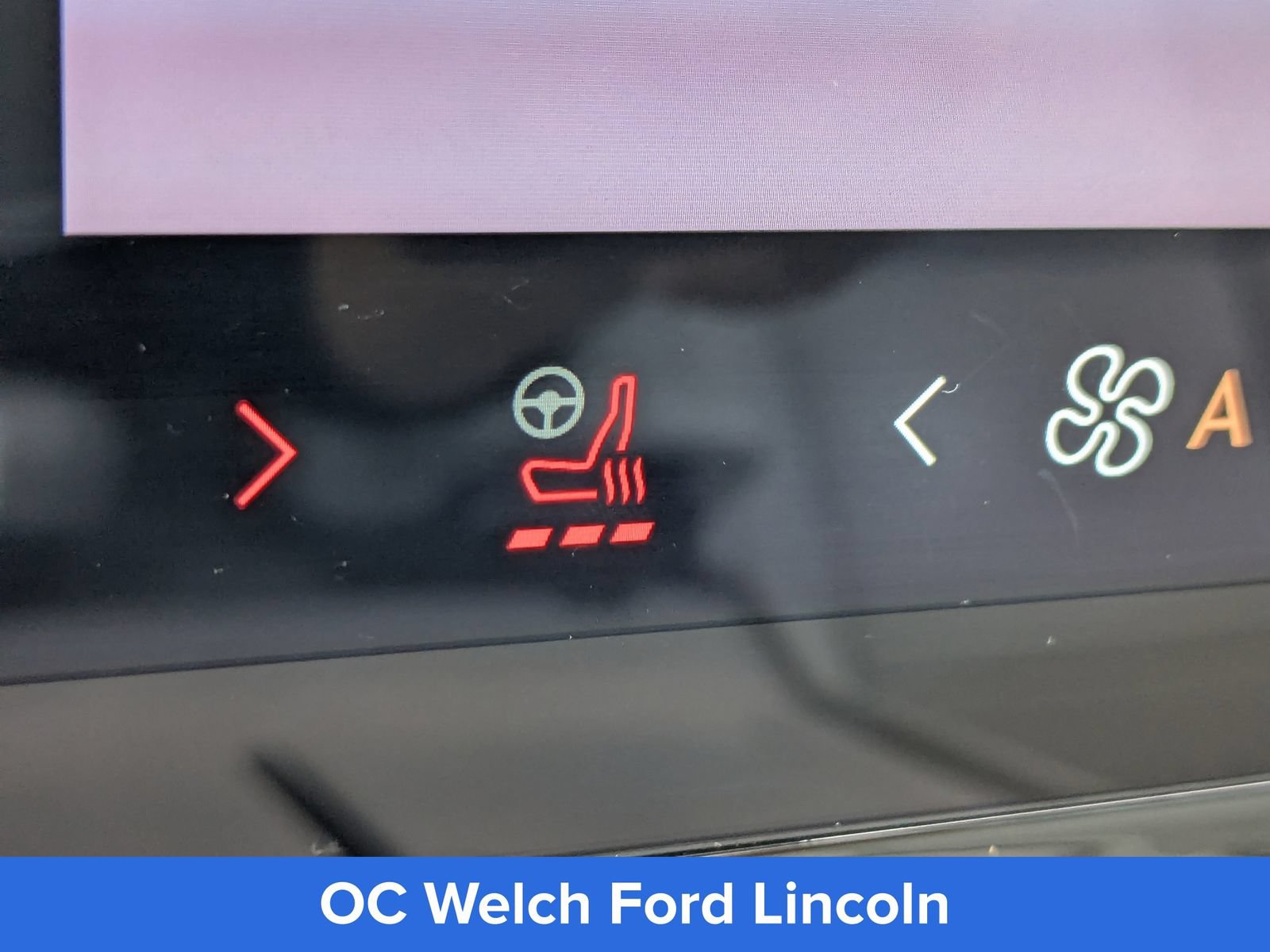 Certified 2025 Lincoln Navigator Reserve AWD/4WD image 28