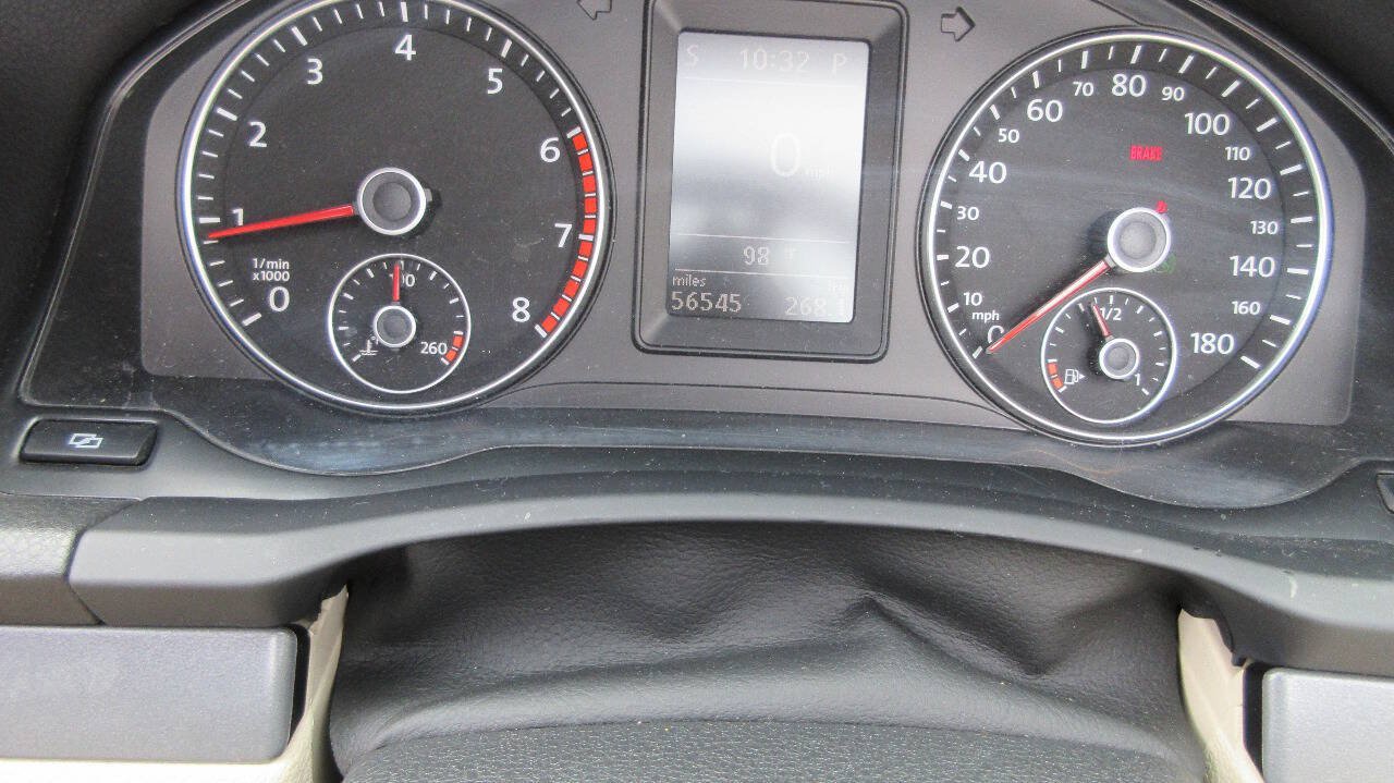 Used 2011 Volkswagen Eos Komfort FWD image 24