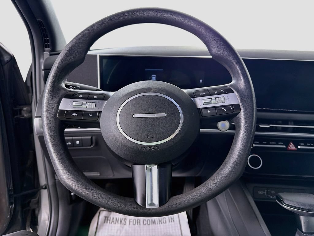 Used 2025 Hyundai Santa Cruz SEL FWD image 13