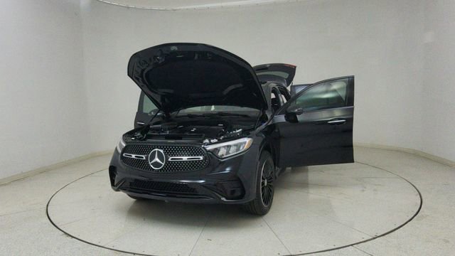 Used 2025 Mercedes-Benz GLC 350e 4MATIC image 75