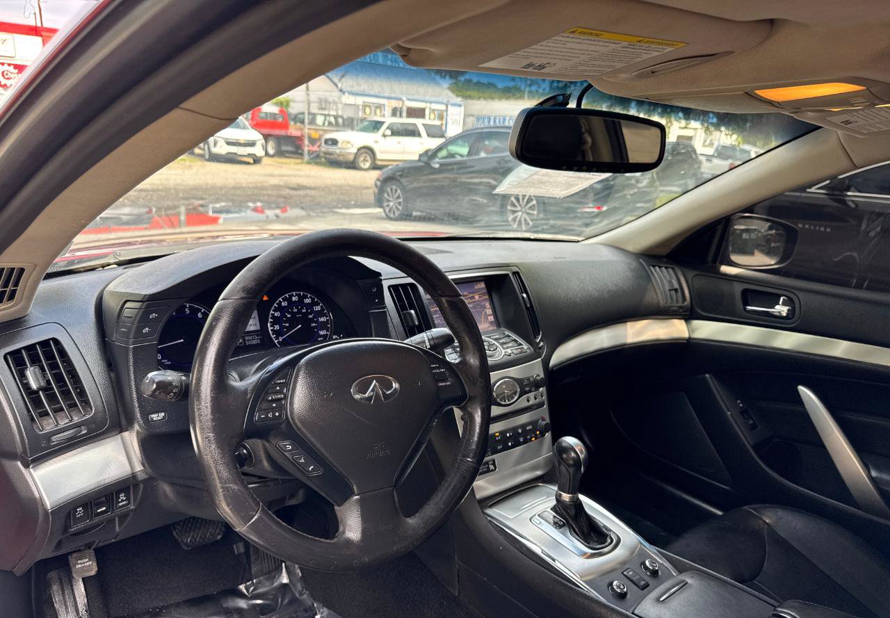 Used 2015 INFINITI Q60 AWD Coupe w/ Premium Package image 11