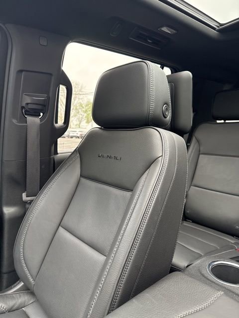 Certified 2024 GMC Yukon Denali w/ Advanced Technology Package AWD/4WD image 29