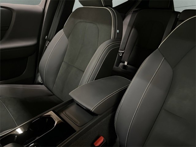 Used 2023 Volvo XC40 Recharge Ultimate w/ Protection Package Premier image 51