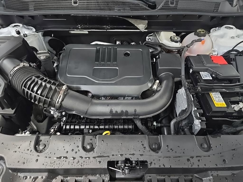 Used 2025 Chevrolet Blazer LT w/ Midnight/Sport Edition image 12