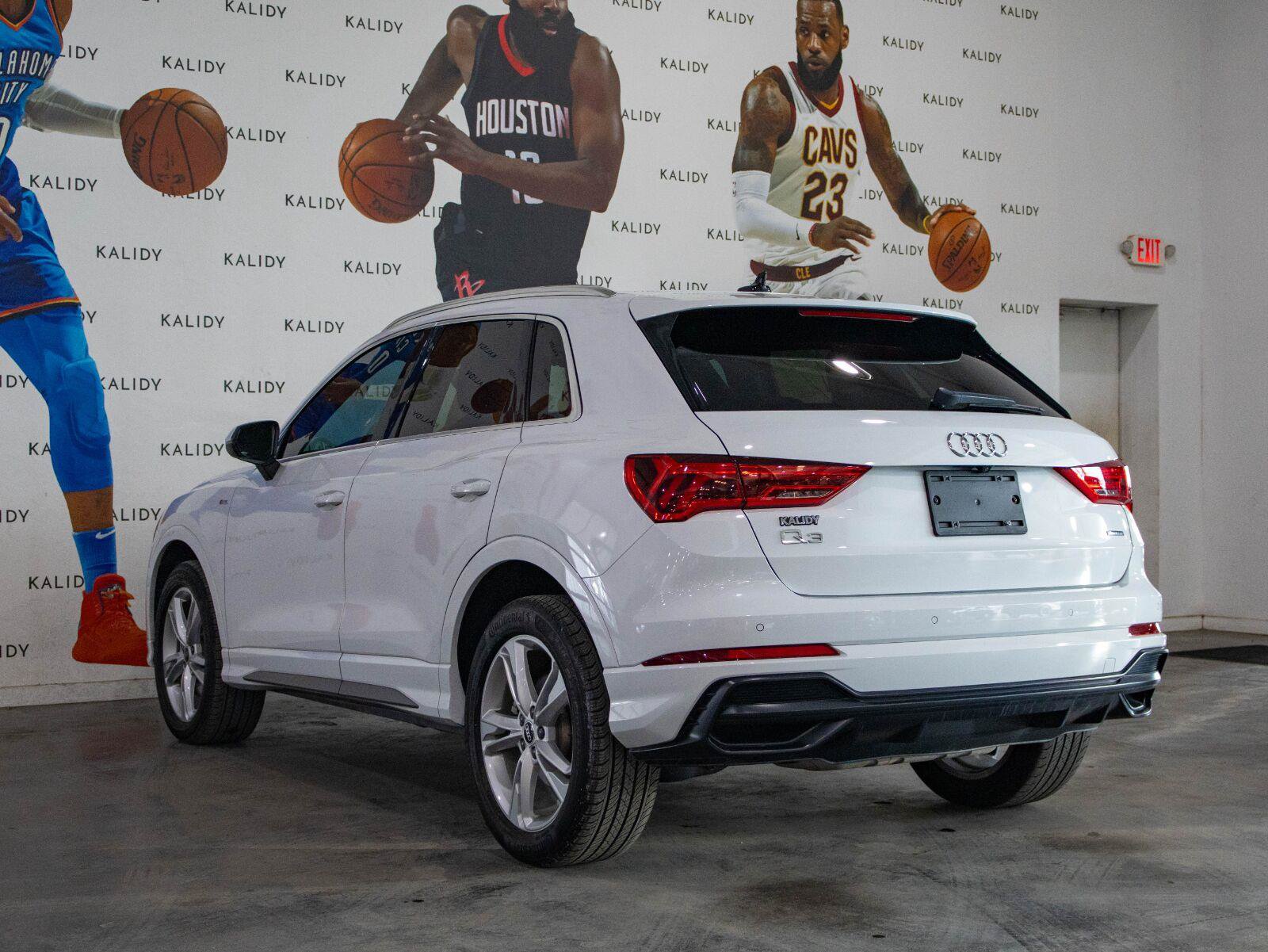 Used 2022 Audi Q3 2.0T Premium AWD/4WD image 22