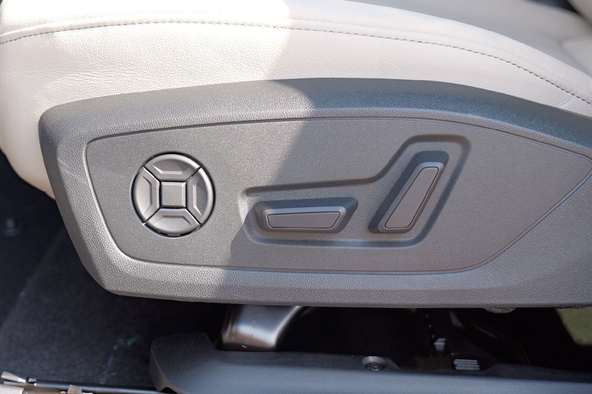 New 2026 Audi Q4 e-tron Premium Plus image 26