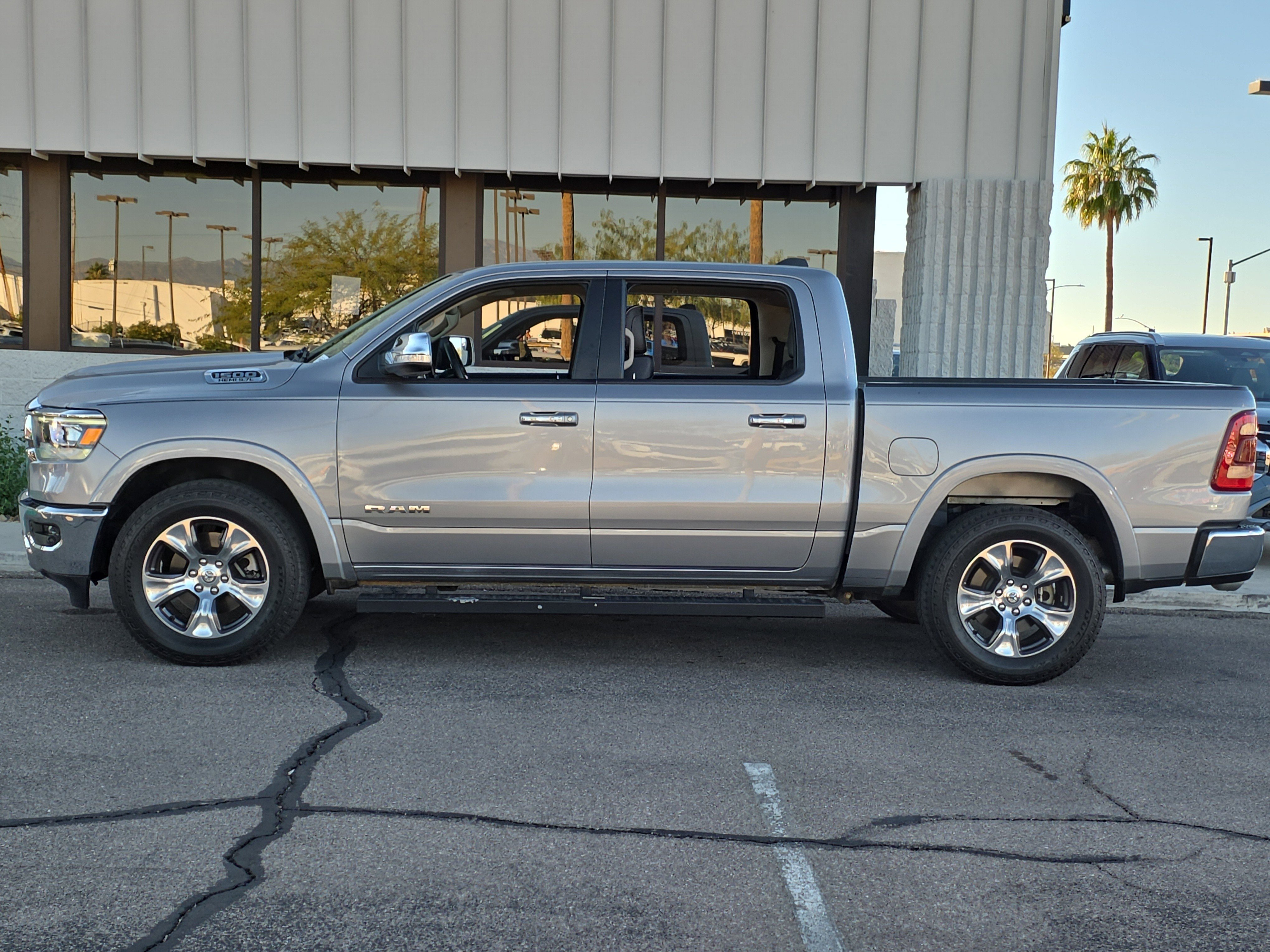Used 2022 RAM 1500 Laramie image 5