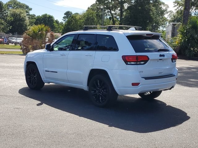 Used 2021 Jeep Grand Cherokee Laredo X RWD image 4