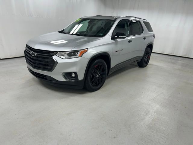 Used 2021 Chevrolet Traverse Premier w/ Redline Edition AWD/4WD image 2