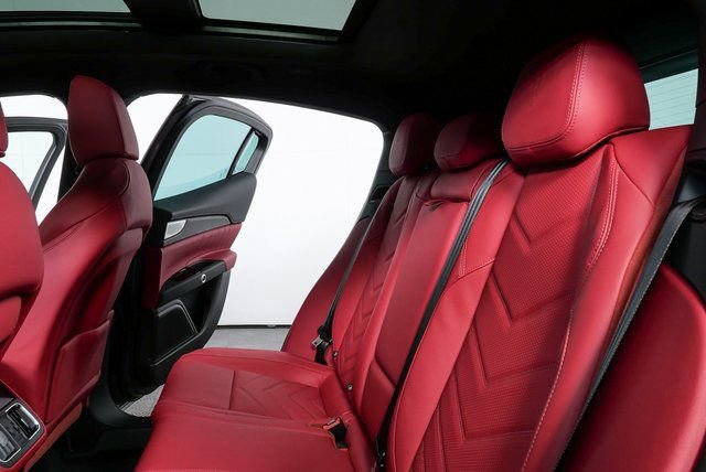 New 2026 Maserati Grecale Trofeo image 21