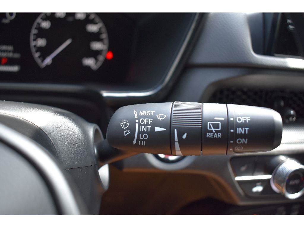 Used 2025 Honda CR-V Sport-L image 11