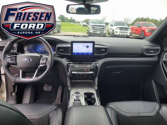 Used 2022 Ford Explorer ST w/ ST Street Pack AWD/4WD image 18