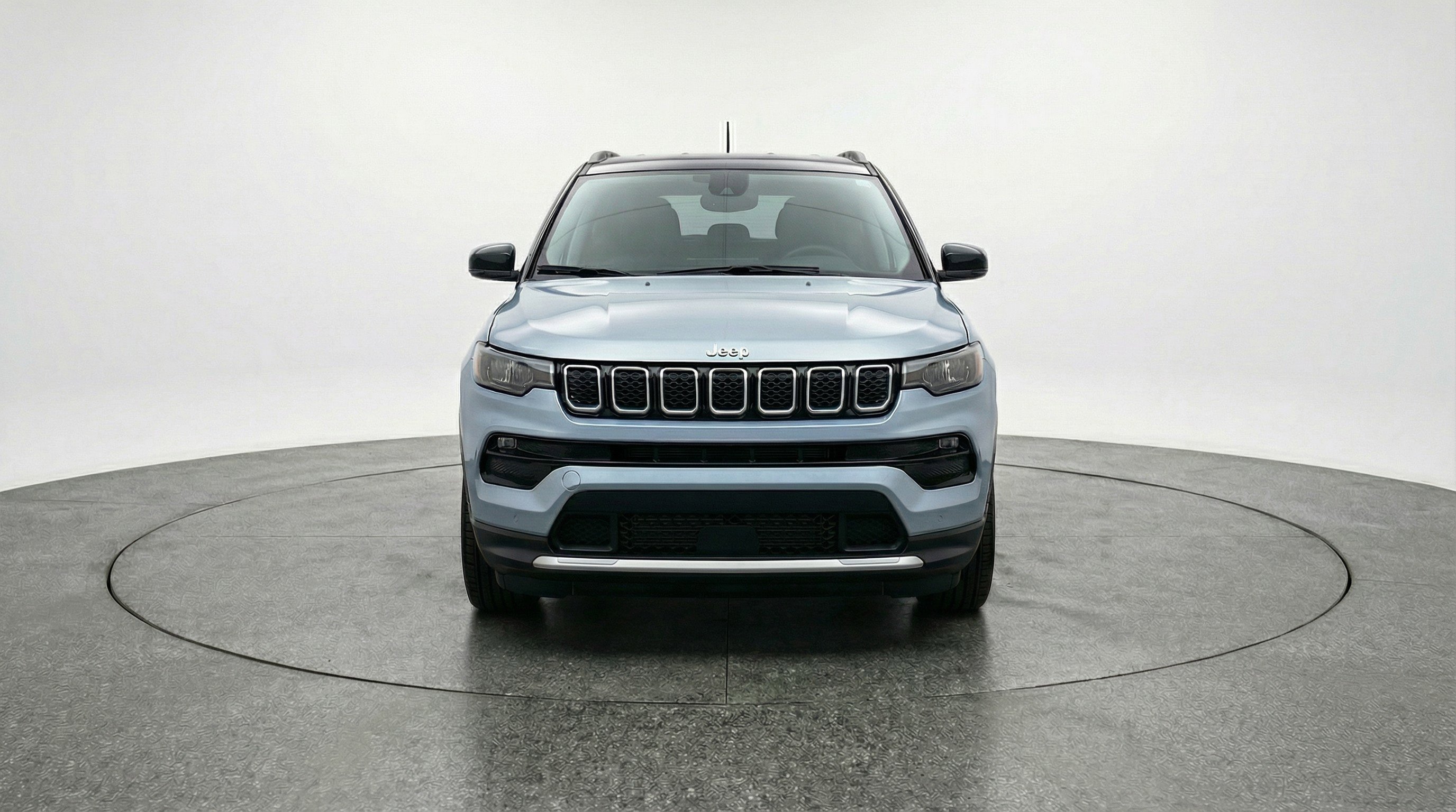 Used 2025 Jeep Compass Limited AWD/4WD image 2