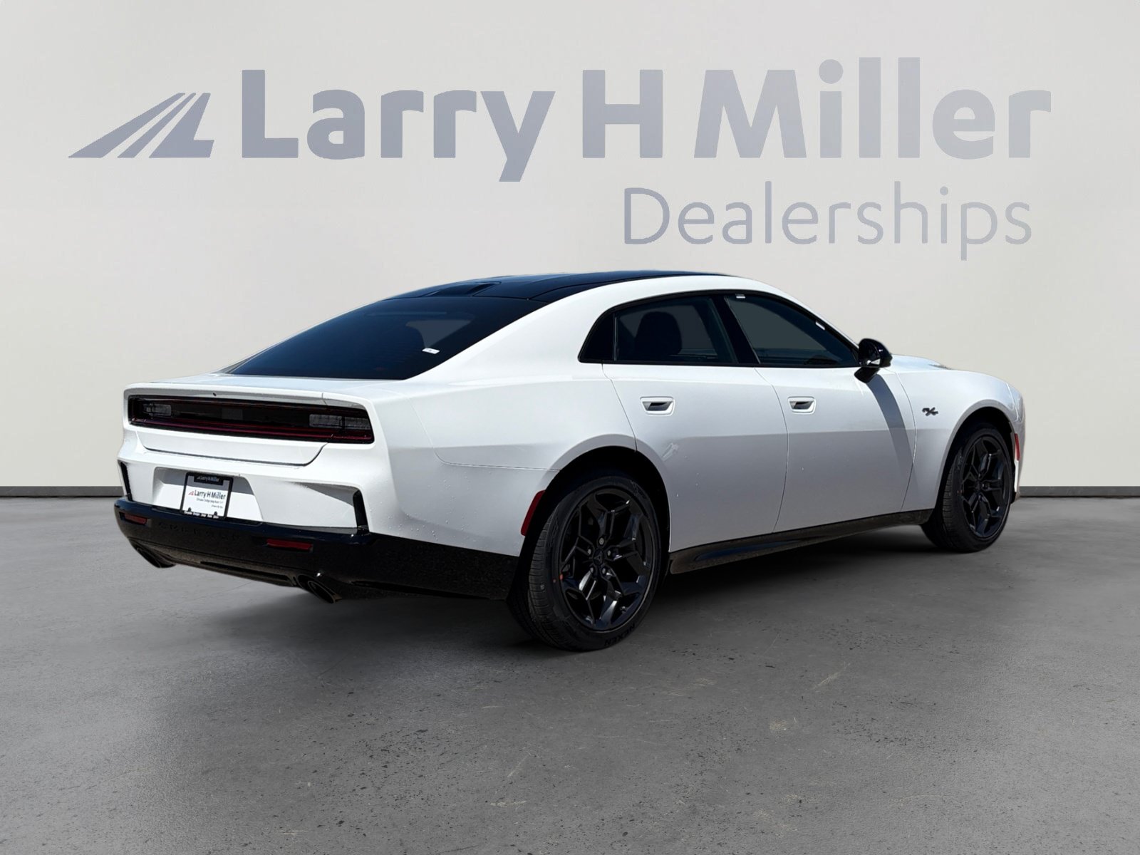 New 2026 Dodge Charger R/T w/ Blacktop Package AWD/4WD image 6