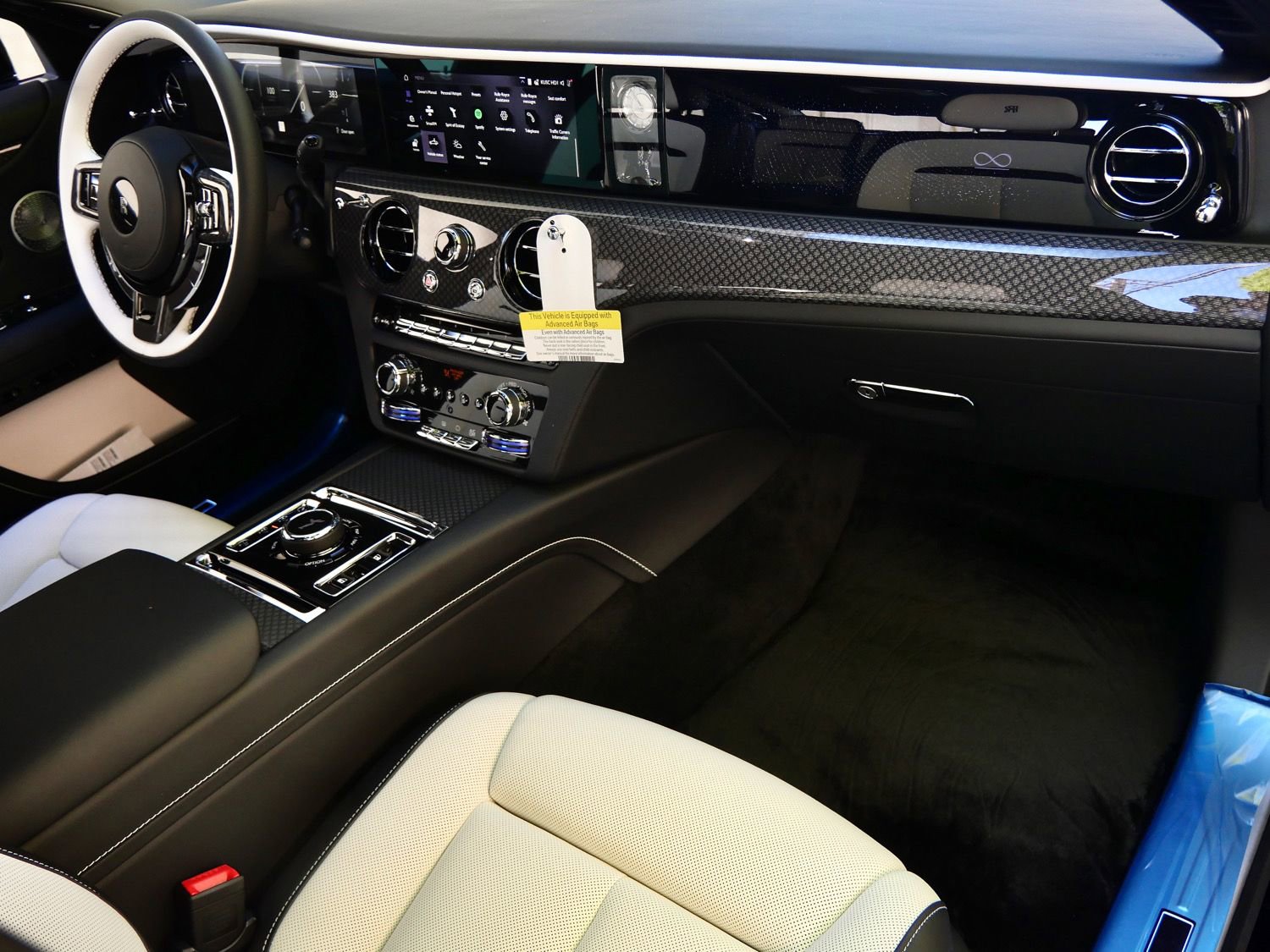 New 2026 Rolls-Royce Ghost Black Badge AWD/4WD image 18