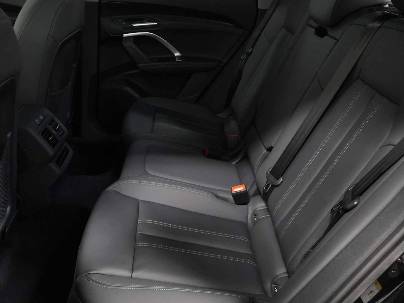 New 2026 Audi Q5 Premium AWD/4WD image 33