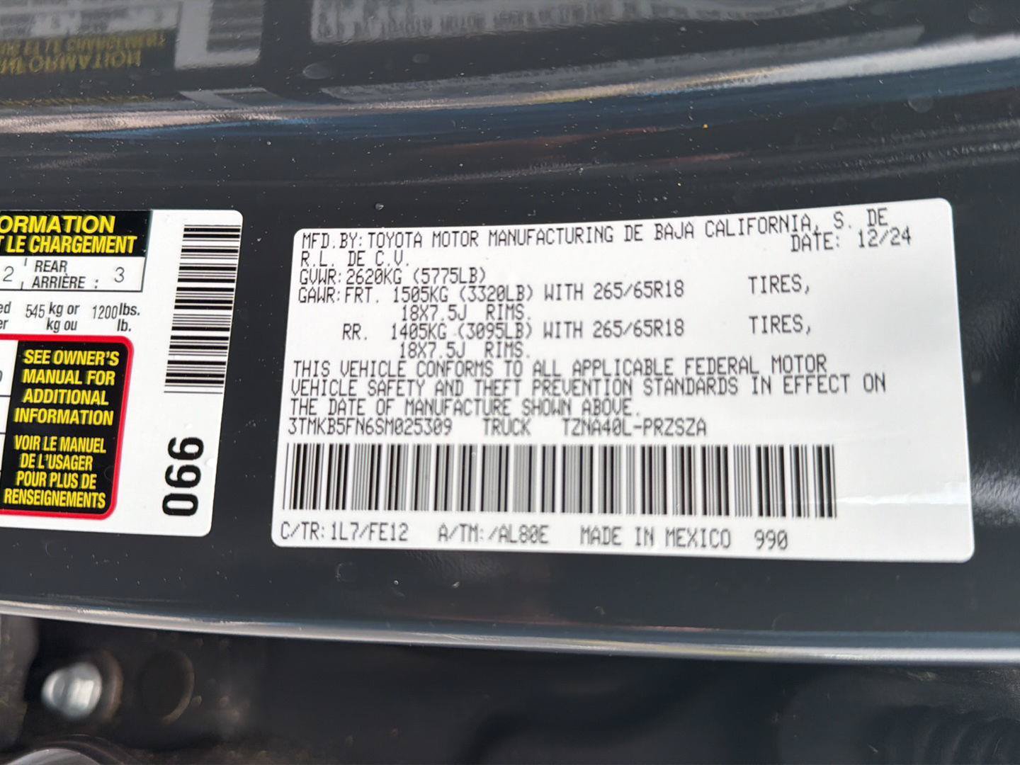 Used 2025 Toyota Tacoma TRD Sport RWD image 40
