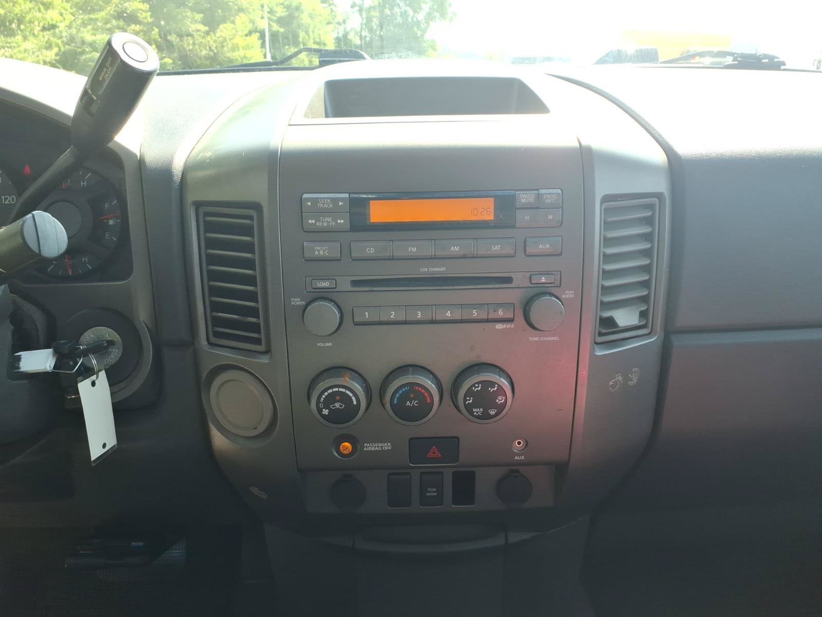 Used 2005 Nissan Titan XE w/ (W02) Preferred Pkg RWD image 9
