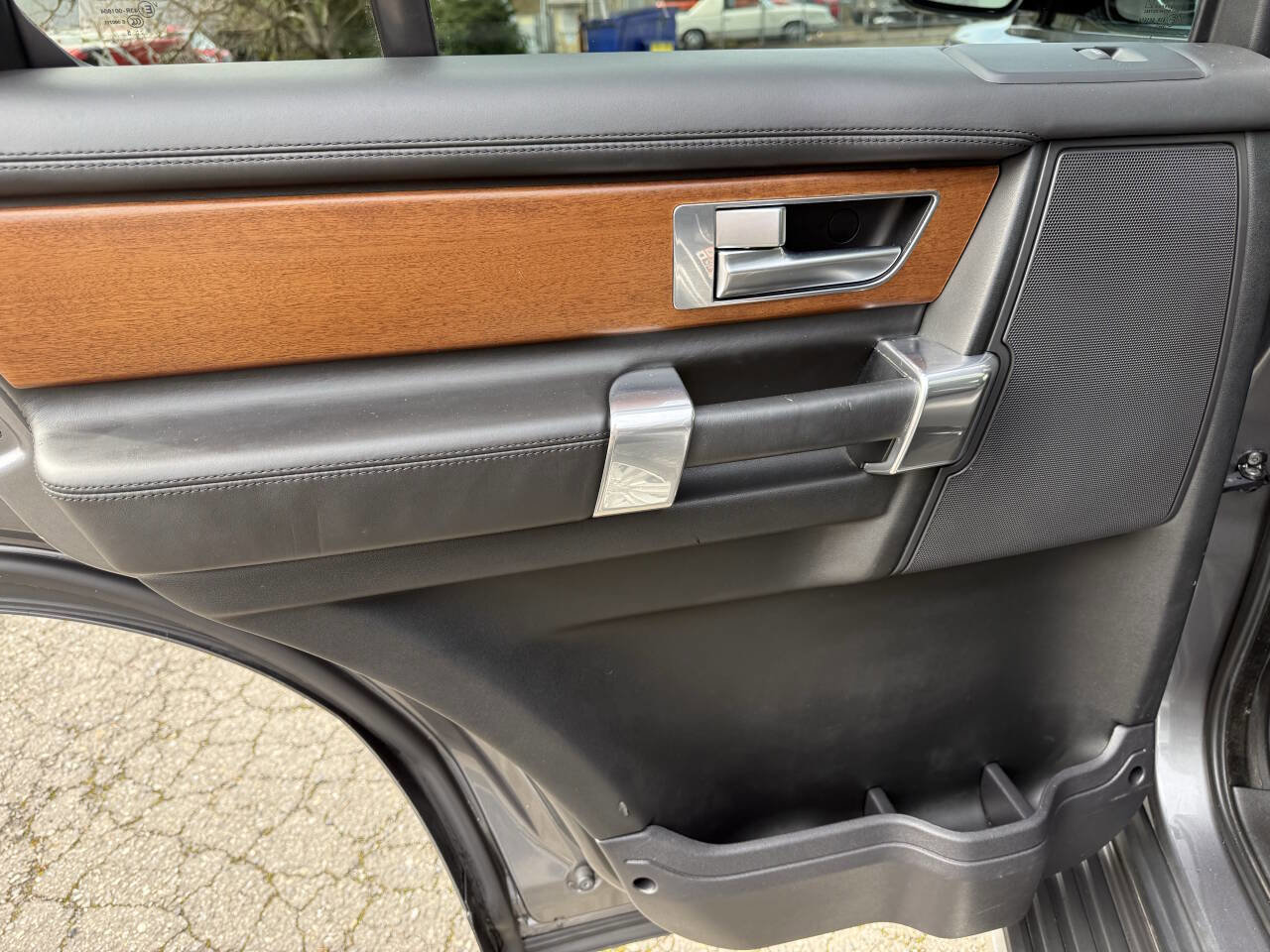 Used 2016 Land Rover LR4 HSE LUX AWD/4WD image 18