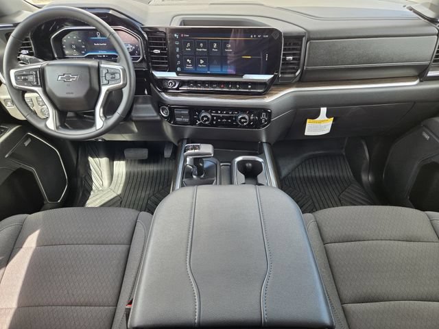 Used 2025 Chevrolet Silverado 1500 LT Trail Boss w/ Convenience Package II AWD/4WD image 32