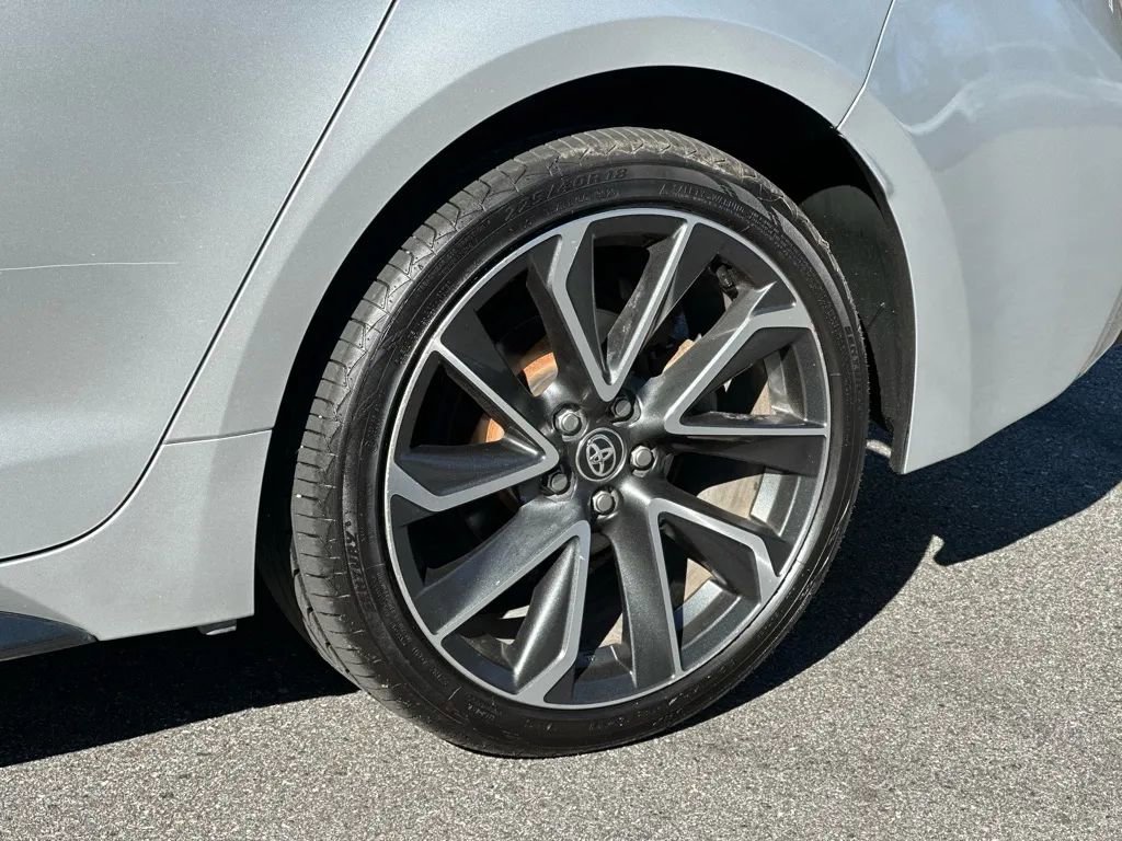 Used 2020 Toyota Corolla SE image 38