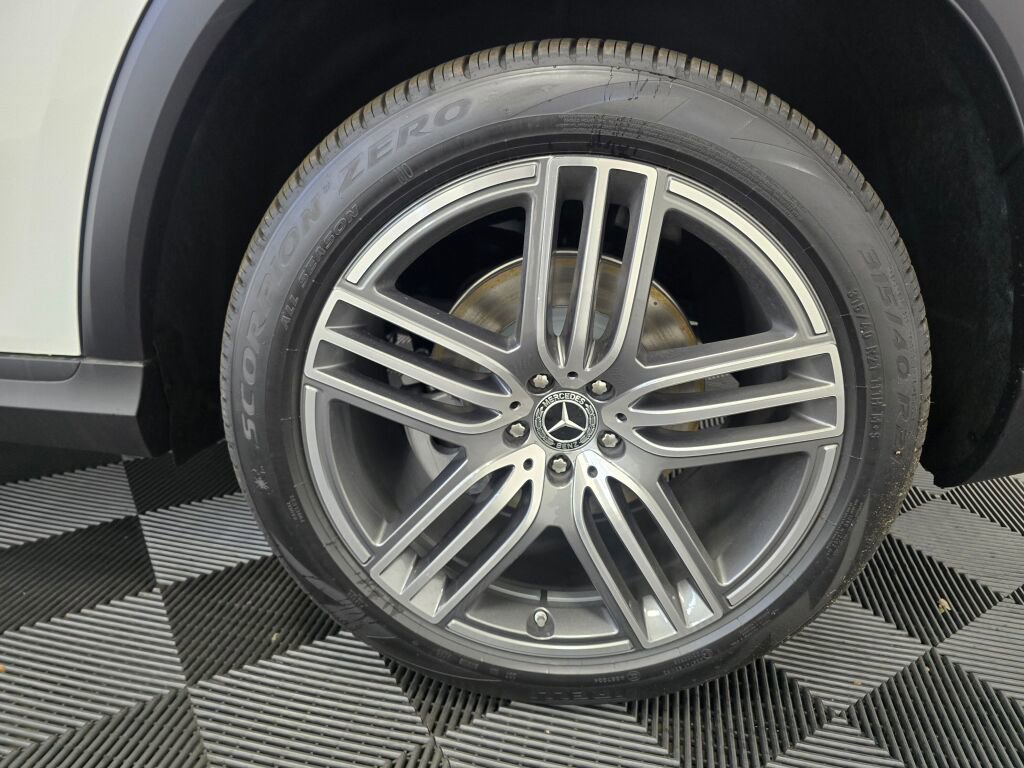 New 2026 Mercedes-Benz GLS 450 4MATIC image 23