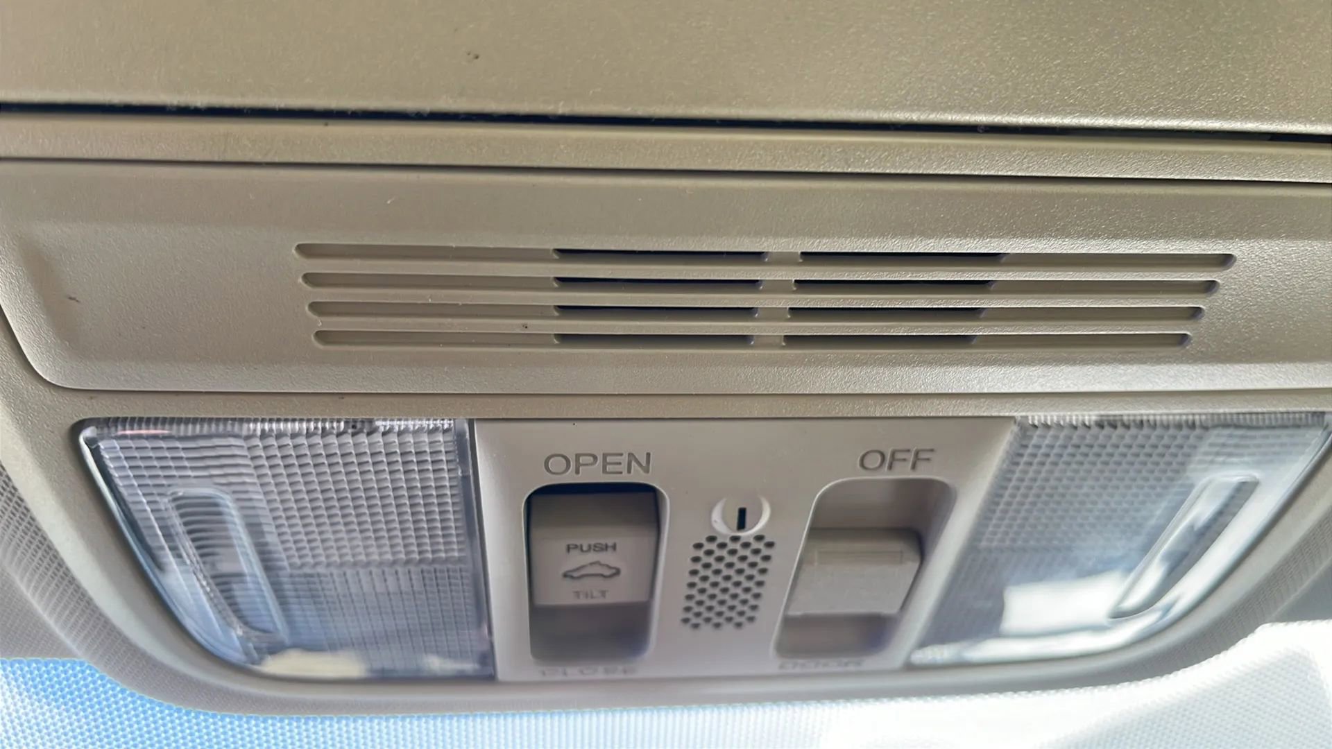 Used 2015 Honda Accord EX image 21