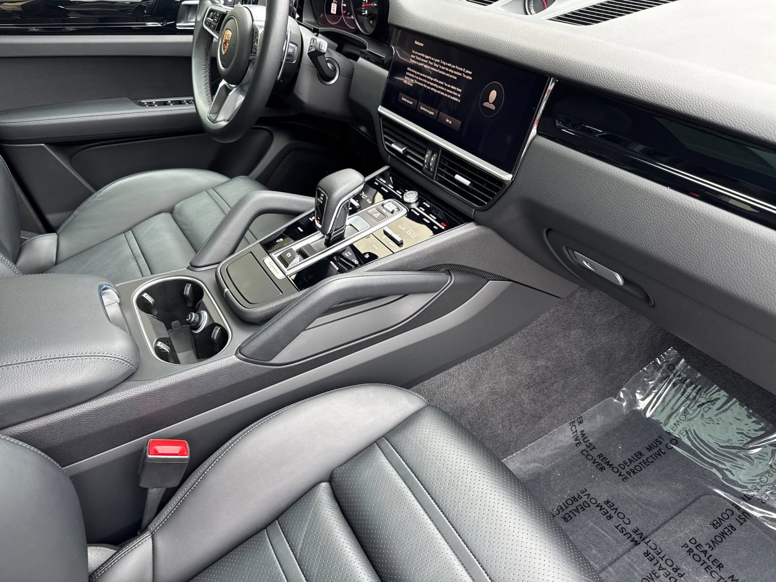 Certified 2023 Porsche Cayenne image 18