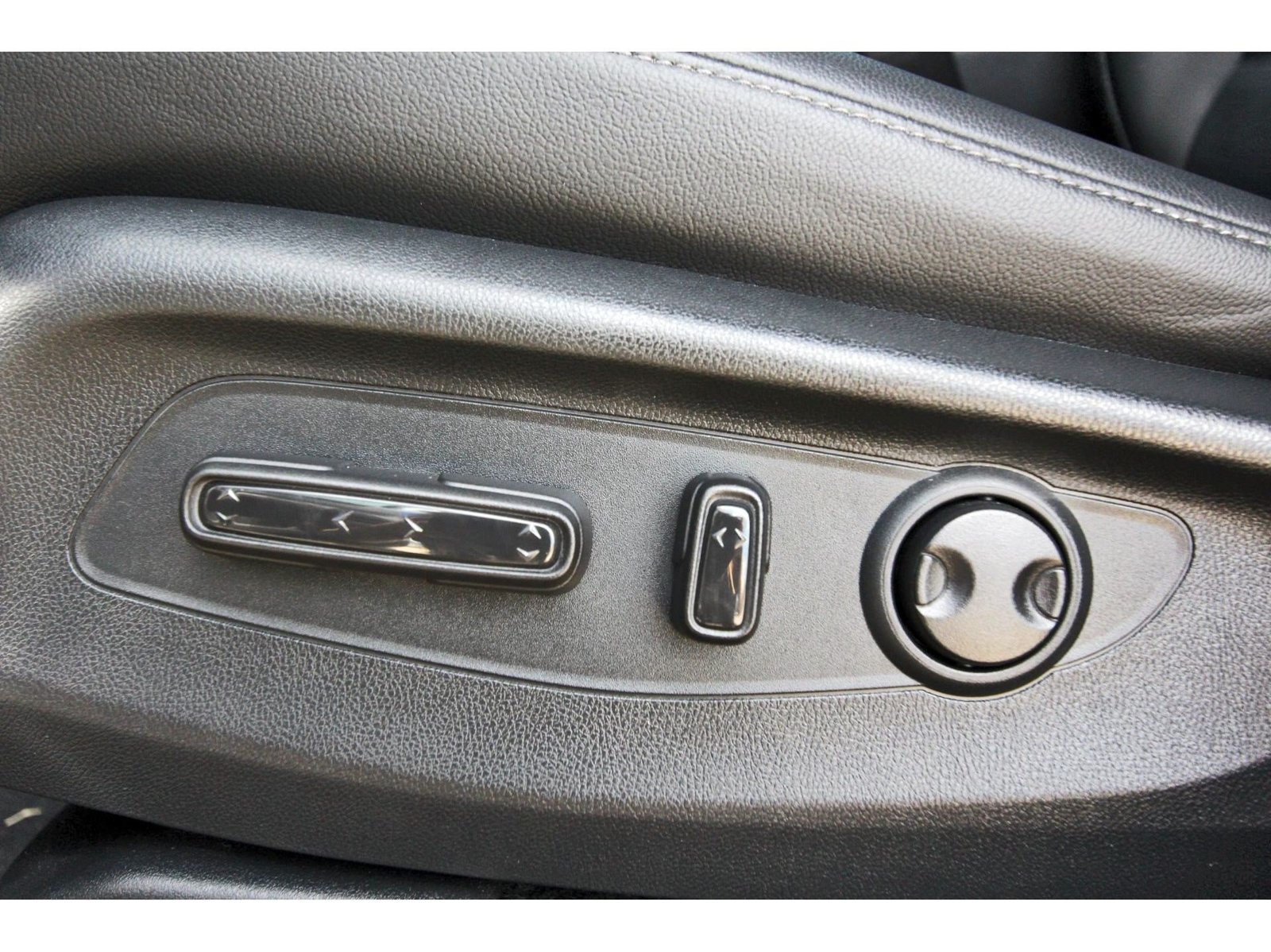 Used 2025 Honda CR-V EX-L image 28