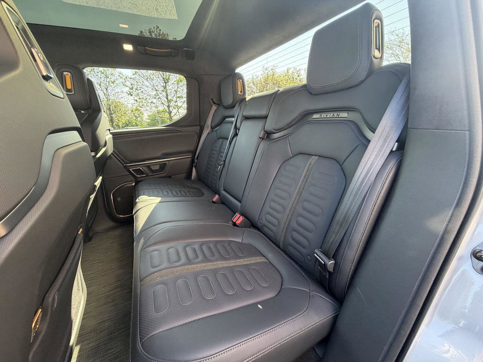 Used 2023 Rivian R1T Adventure AWD/4WD image 17