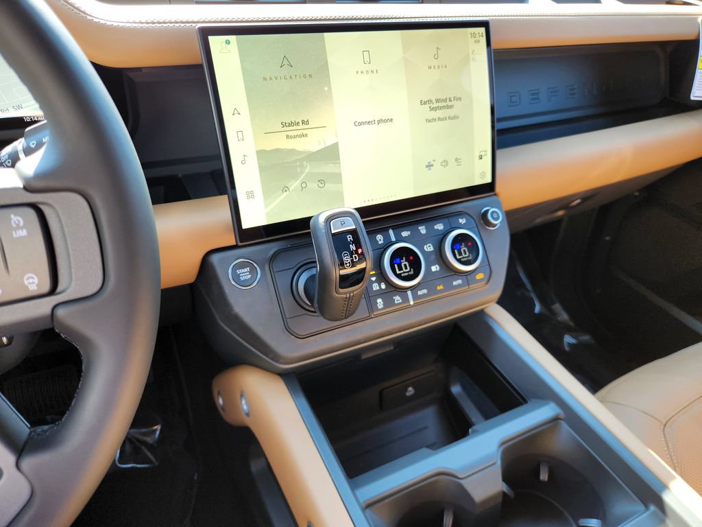 New 2026 Land Rover Defender 110 X-Dynamic SE AWD/4WD image 30