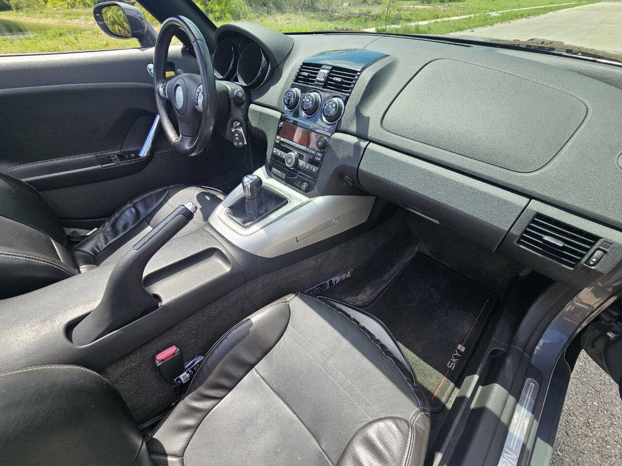 Used 2008 Saturn Sky Red Line image 26